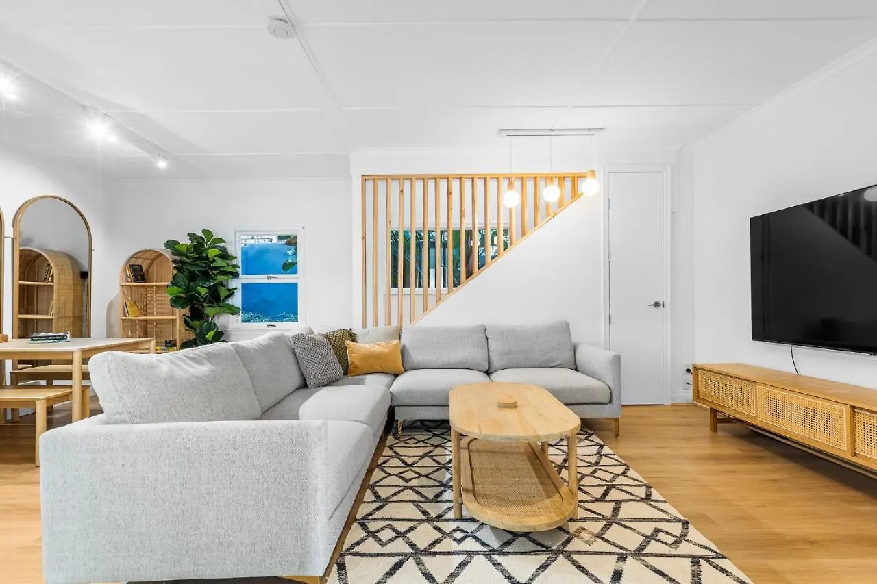 Palm Beach Villa Gold Coast Holiday home